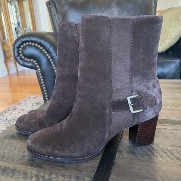 Gorgeous Cole Haan suede boots! - Picture 3 of 11
